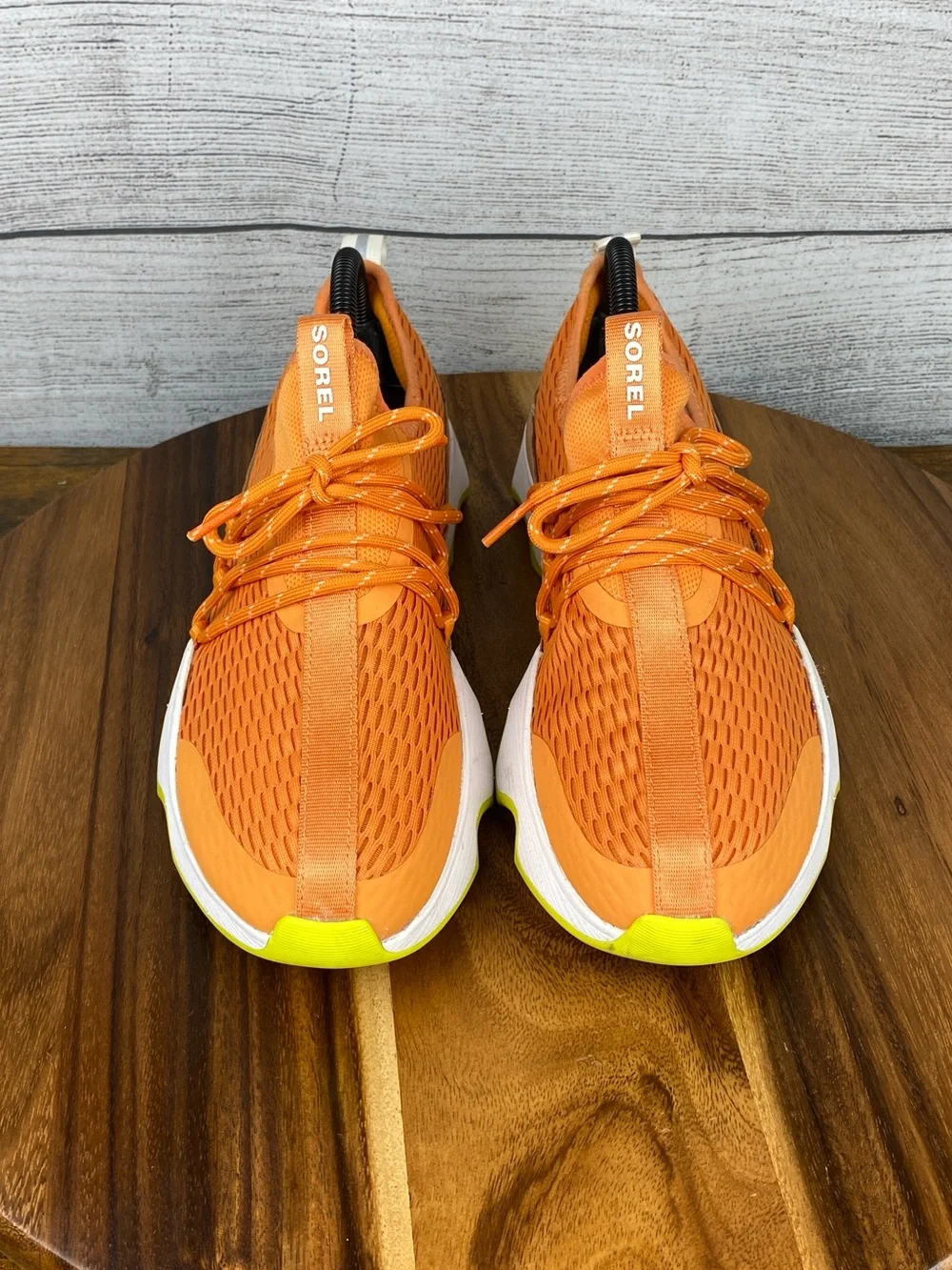 Sorel Kinetic Impact II Lace Up Sneaker Orange Yellow Women’s Shoe Size 8.5